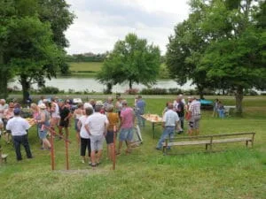 les participants à l'apéro