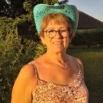 https://country-val-allier.com/wp-content/uploads/2022/05/Christine.jpg
